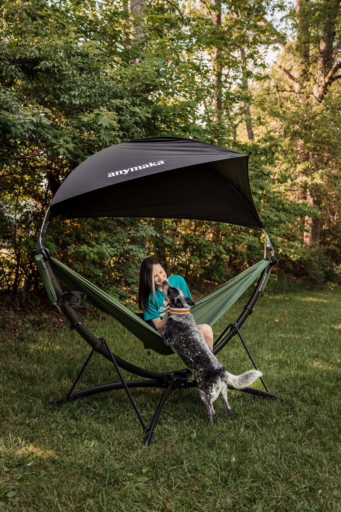 Hängematte mit Sonnenschutz – entspannt im Schatten relaxen